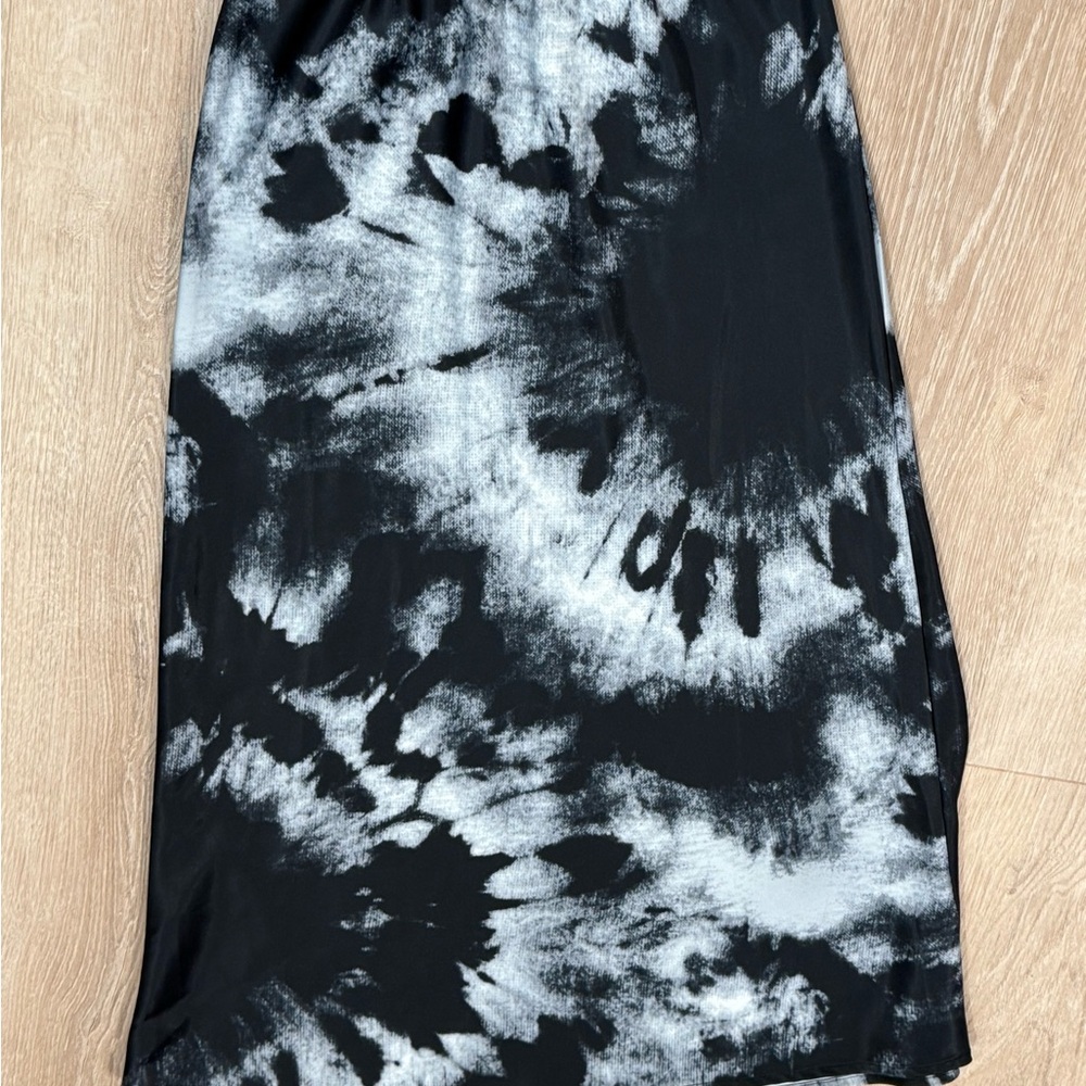 Wild Fable Black and White Skirt